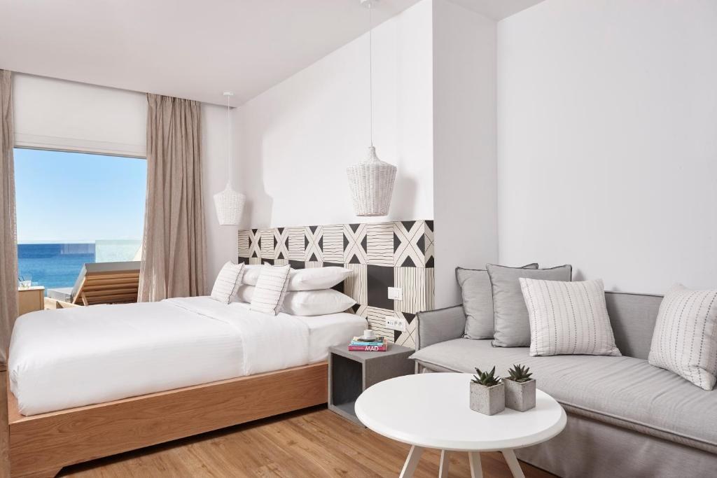 MYKONOS KOSMOPLAZ BEACH RESORT photo 2
