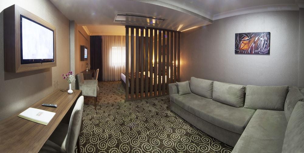 Delta Hotel Istanbul photo 3