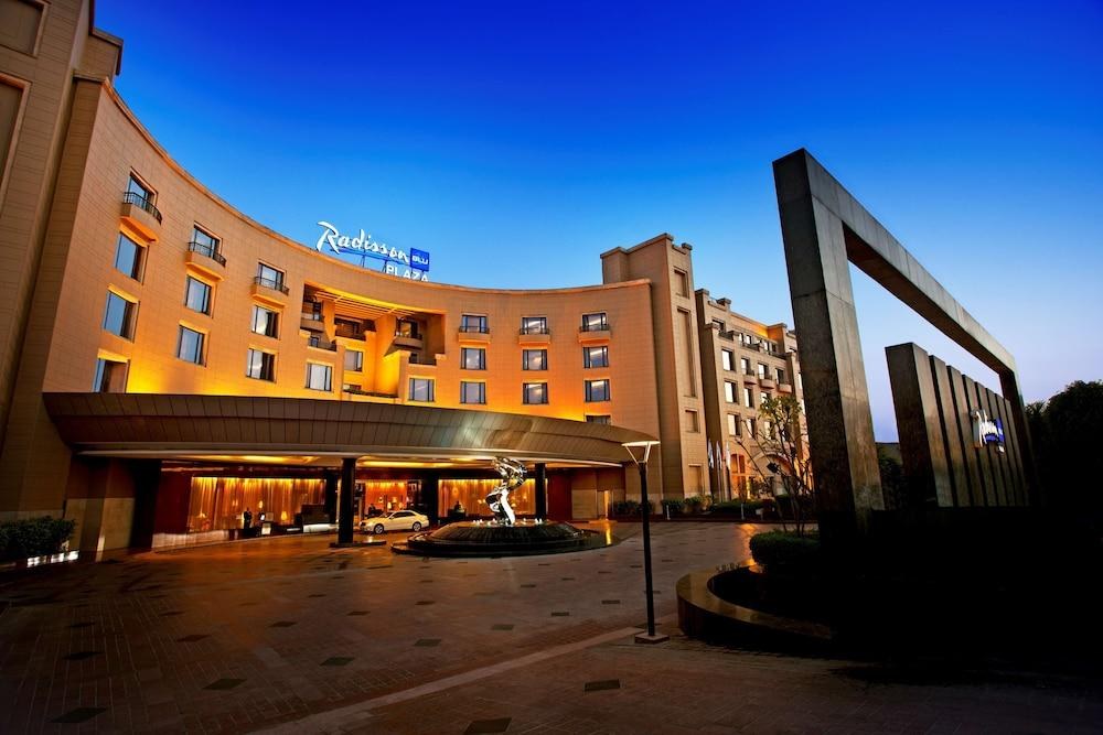 RADISSON BLU PLAZA DELHI AIRPORT photo 2