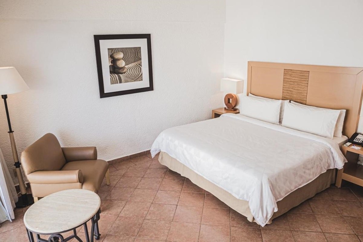 HOLIDAY INN RESORT ACAPULCO photo 1