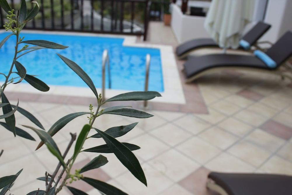 AMERISA SUITES photo 4