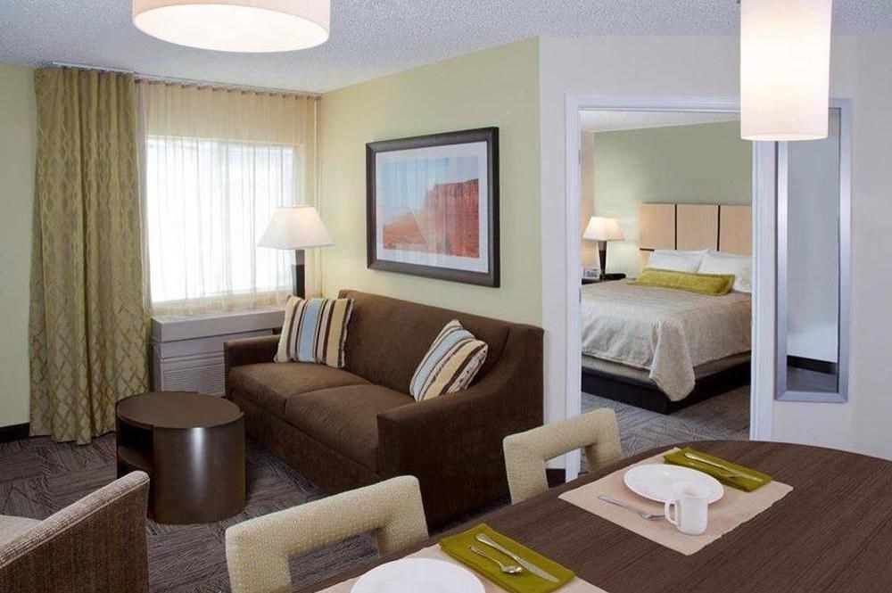 CANDLEWOOD SUITES photo 1