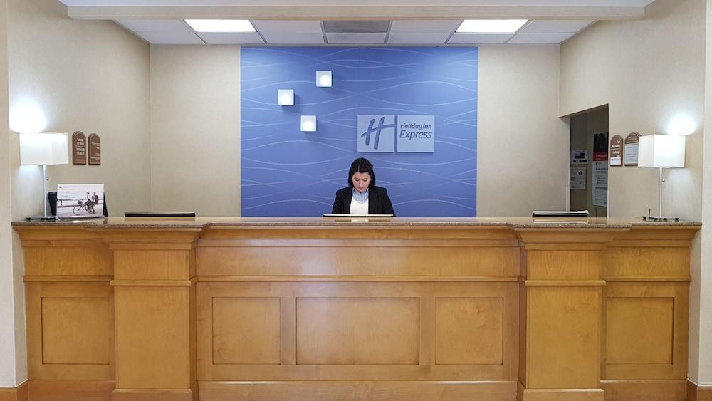 HOLIDAY INN EXPRESS SALTILLO ZONA AEROPUERTO photo 3