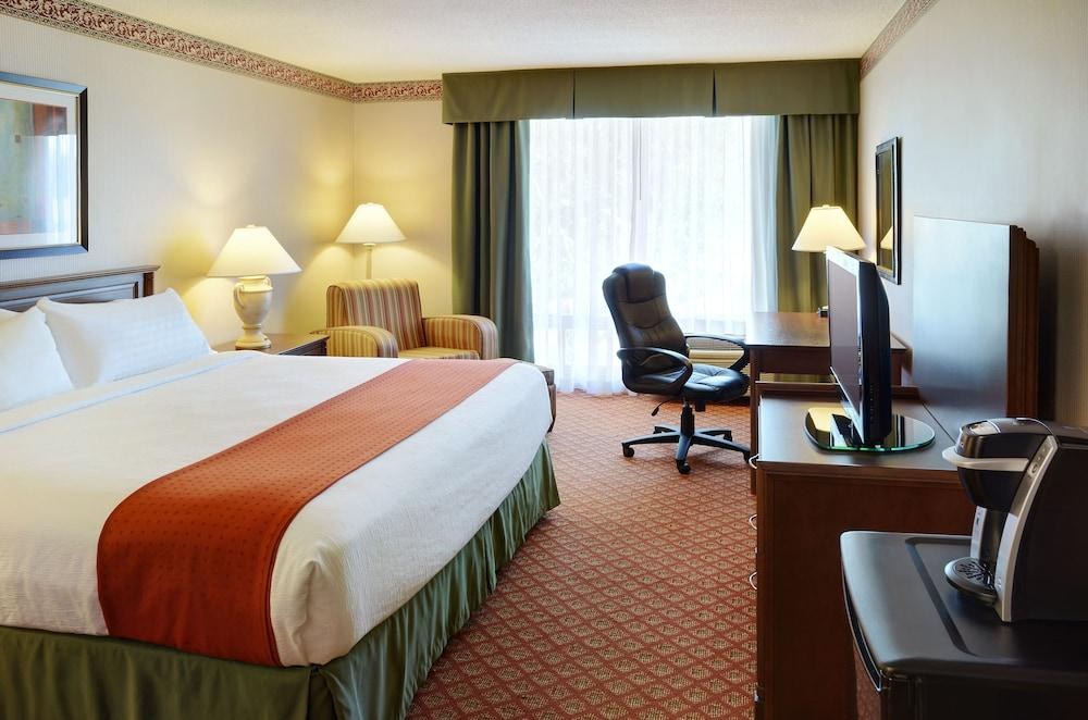 Sunbridge Hotel & Conference Centre Sarnia/Point Edward photo 2