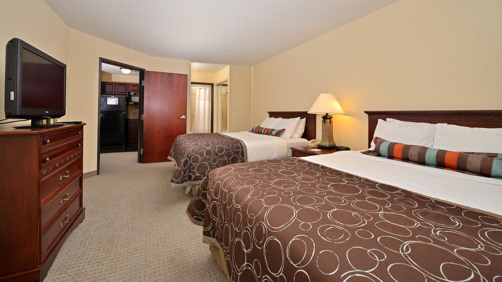 STAYBRIDGE SUITES WEST DES MOINES photo 1