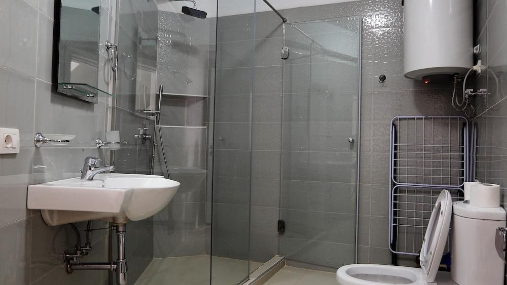 Bougainville Bay Apartments photo 3