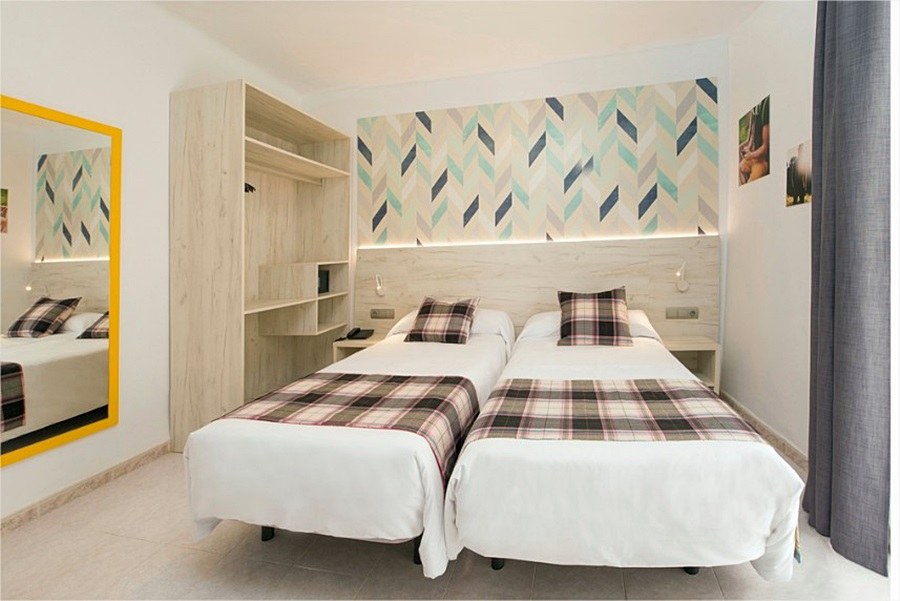 VIBRA LEI IBIZA - ONLY ADULTS photo 4