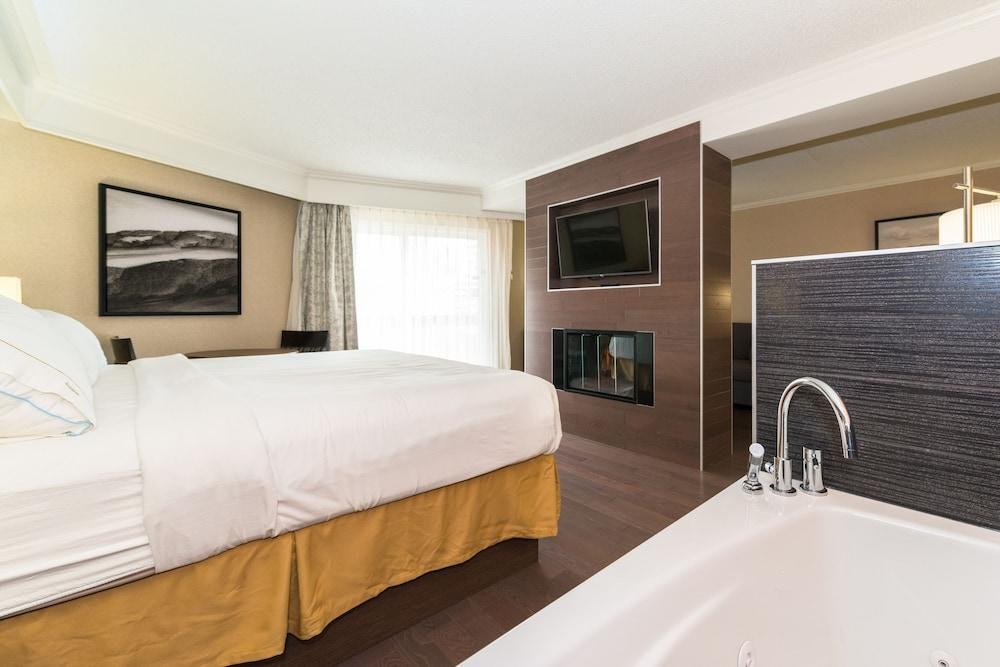 HOLIDAY INN EXPRESS DOWNTOWN photo 4