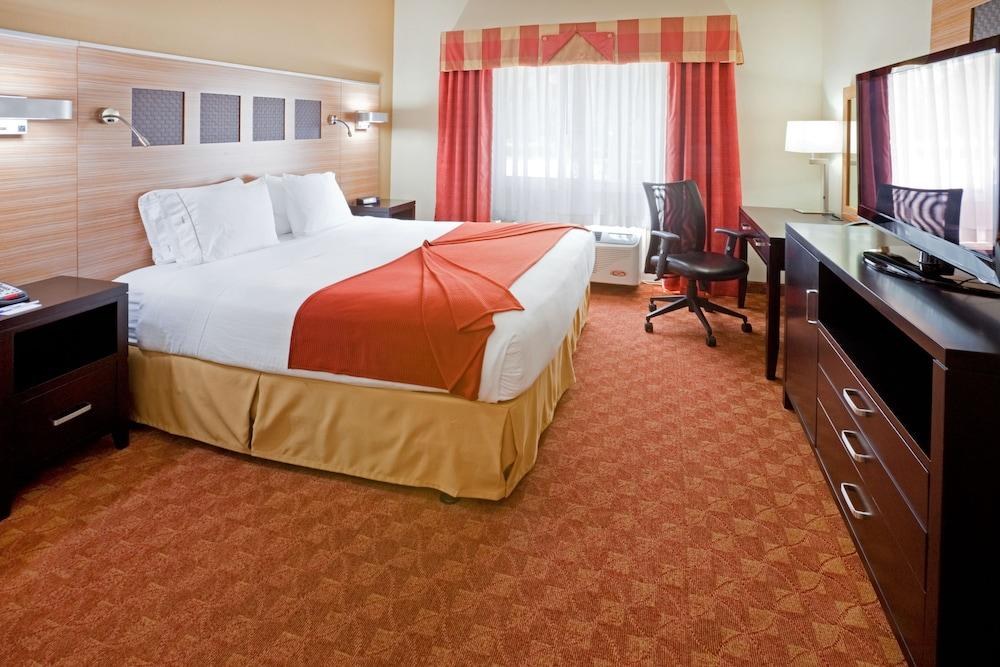HOLIDAY INN EXPRESS & SUITES DALLAS-NORTH TOLLWAY (N PLANO) photo 4