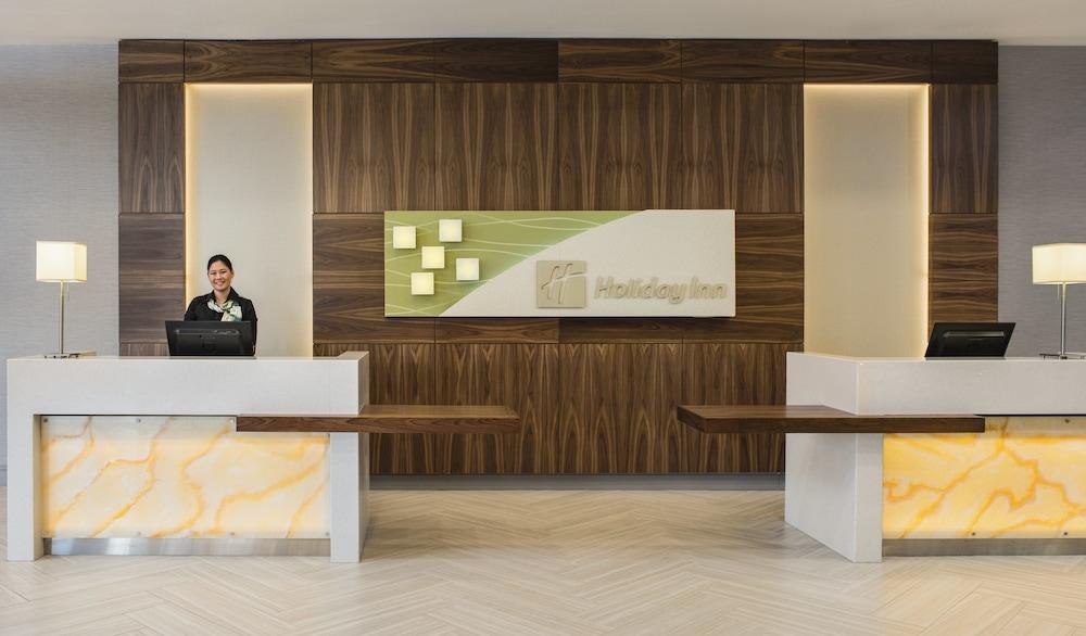 HOLIDAY INN SOUTH photo 2