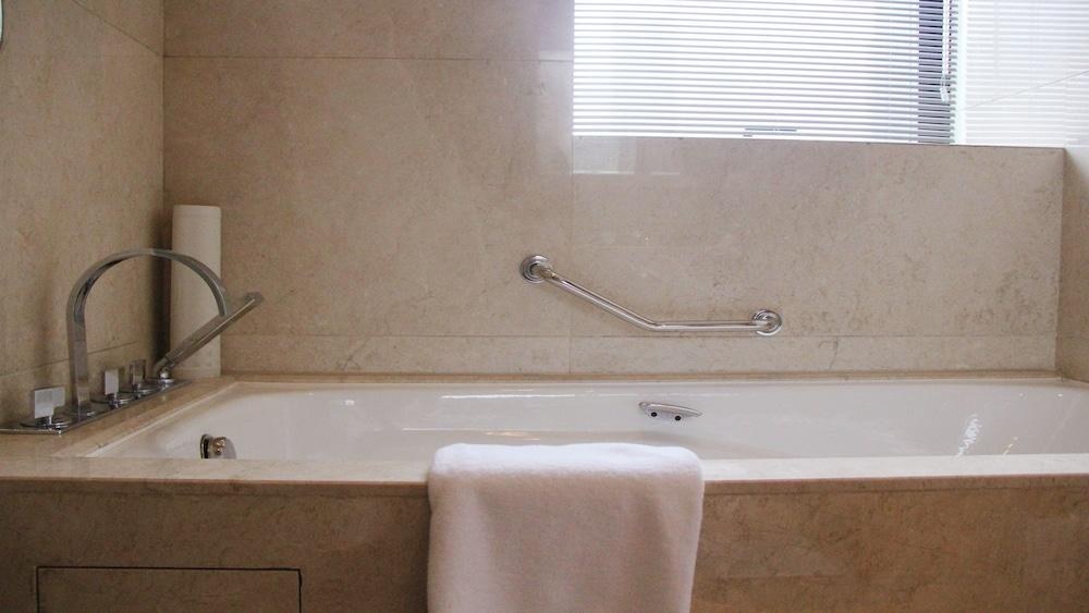 Holiday Inn Hangzhou CBD photo 4