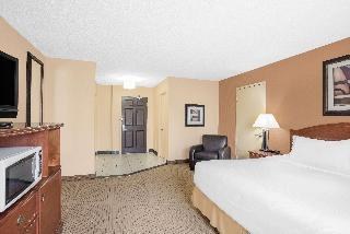 Best Western Plus West Edmonton photo 3