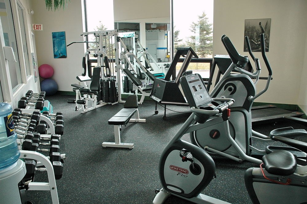 HOLIDAY INN EXPRESS & SUITES photo 1