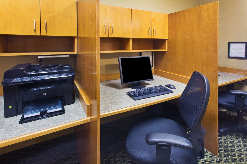 HOLIDAY INN & SUITES GRANDE PRAIRIE CONFERENCE CENTER