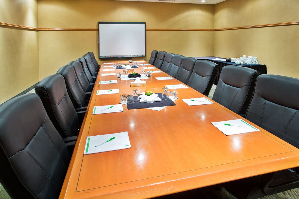HOLIDAY INN & SUITES GRANDE PRAIRIE CONFERENCE CENTER photo 1