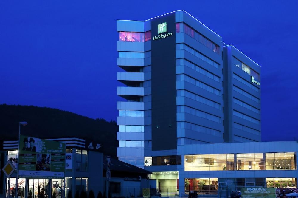 HOLIDAY INN photo 4
