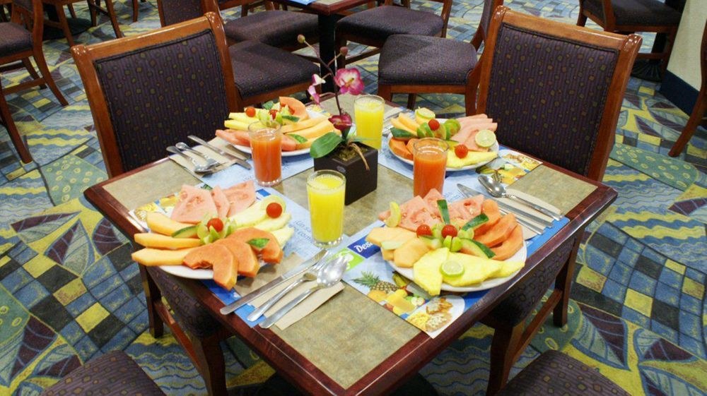 HOLIDAY INN EXPRESS & SUITES TOLUCA ZONA AEROPUERTO photo 1