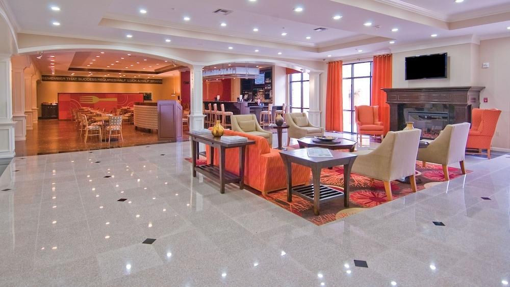 HOLIDAY INN HOTEL & SUITES LAKE CHARLES SOUTH photo 4