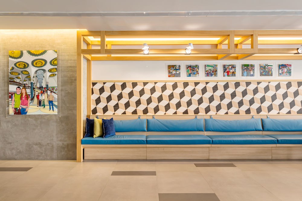 HOLIDAY INN EXPRESS BANGKOK SATHORN