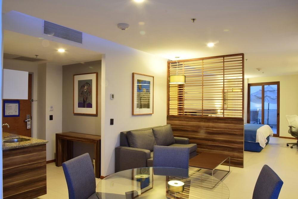 HOLIDAY INN EXPRESS PUERTO VALLARTA photo 4