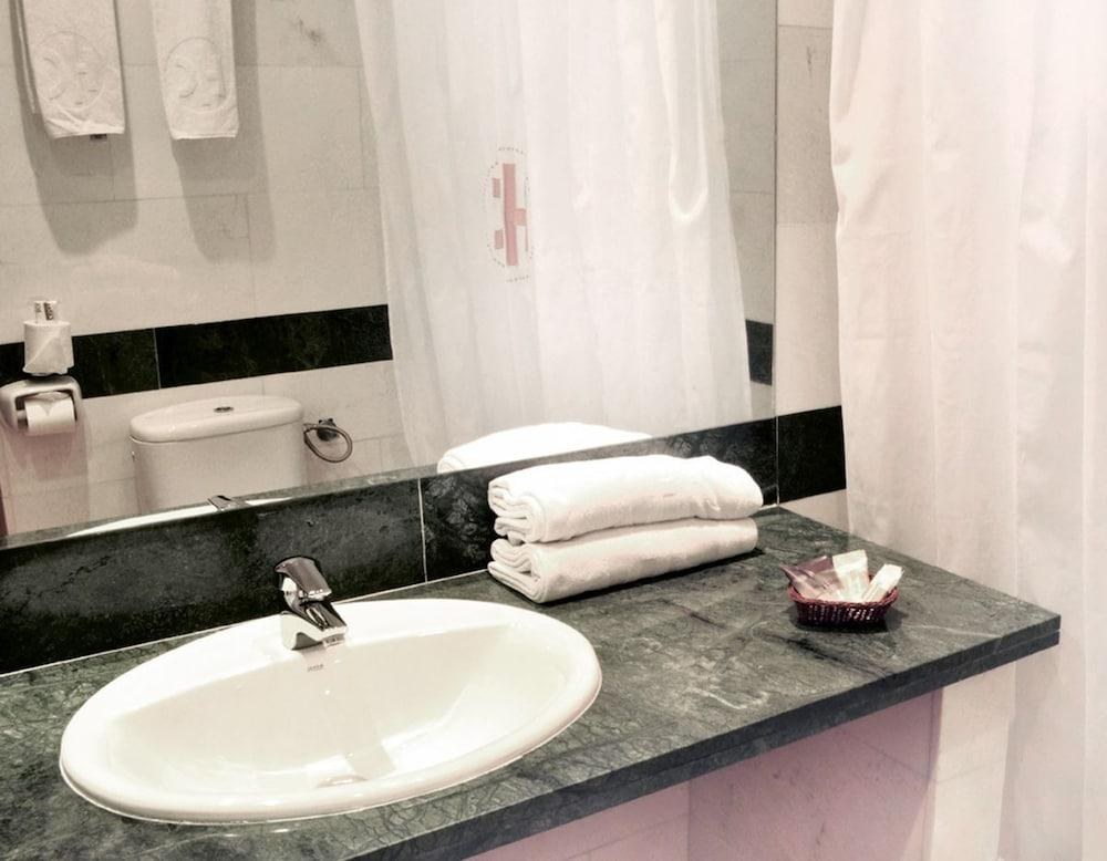 HOTEL MIX ALEA photo 3