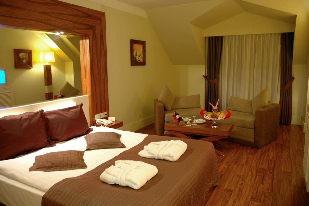 MEDER RESORT HOTEL