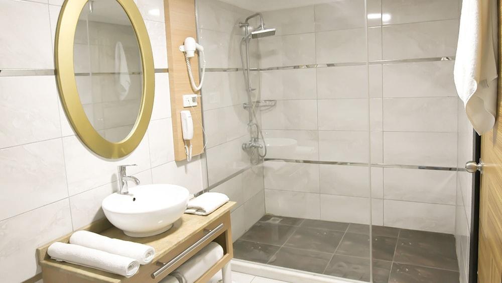 START OTEL photo 3