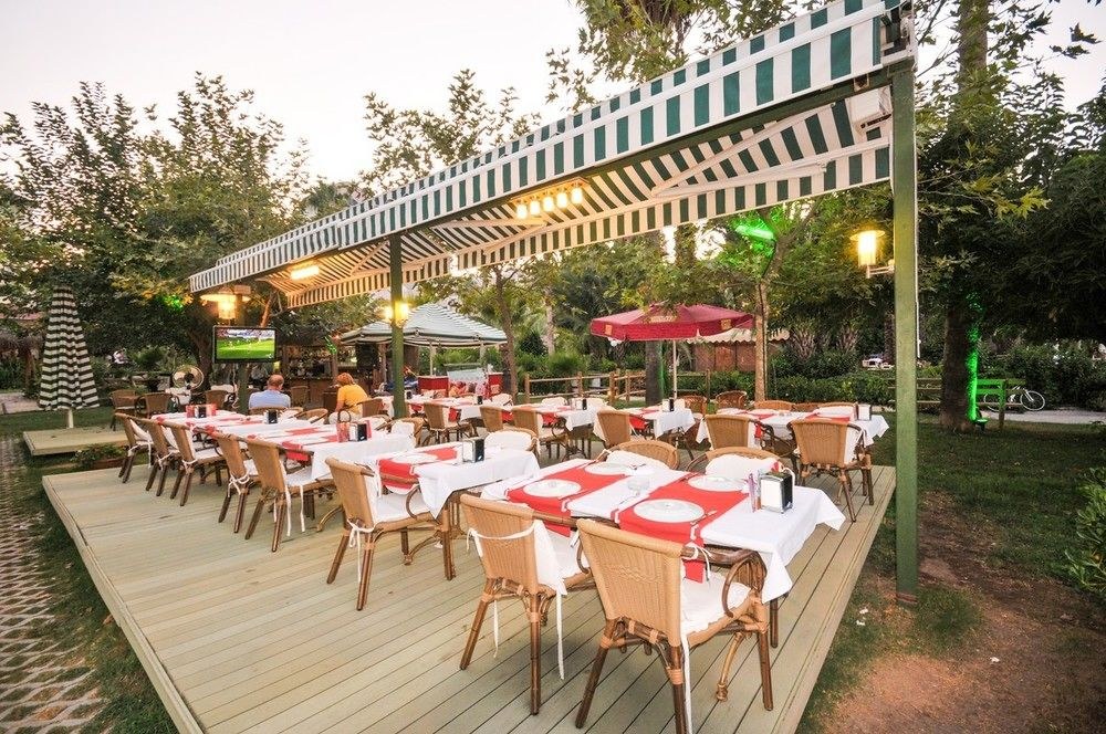 LETOILE BEACH HOTEL