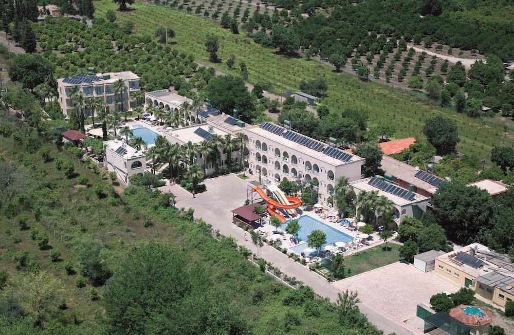 HOTEL GOLDEN SUN photo 3