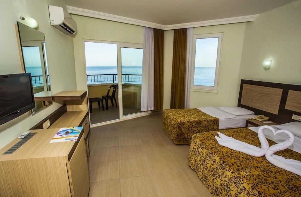 KLEOPATRA BEACH HOTEL