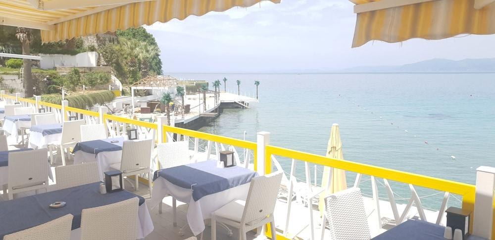 MARTI BEACH HOTEL photo 3