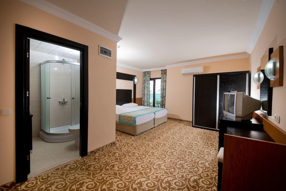 MAHBERI BEACH HOTEL photo 4