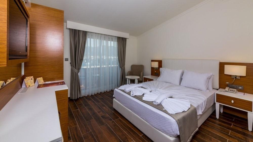 KETENCI HOTEL photo 3