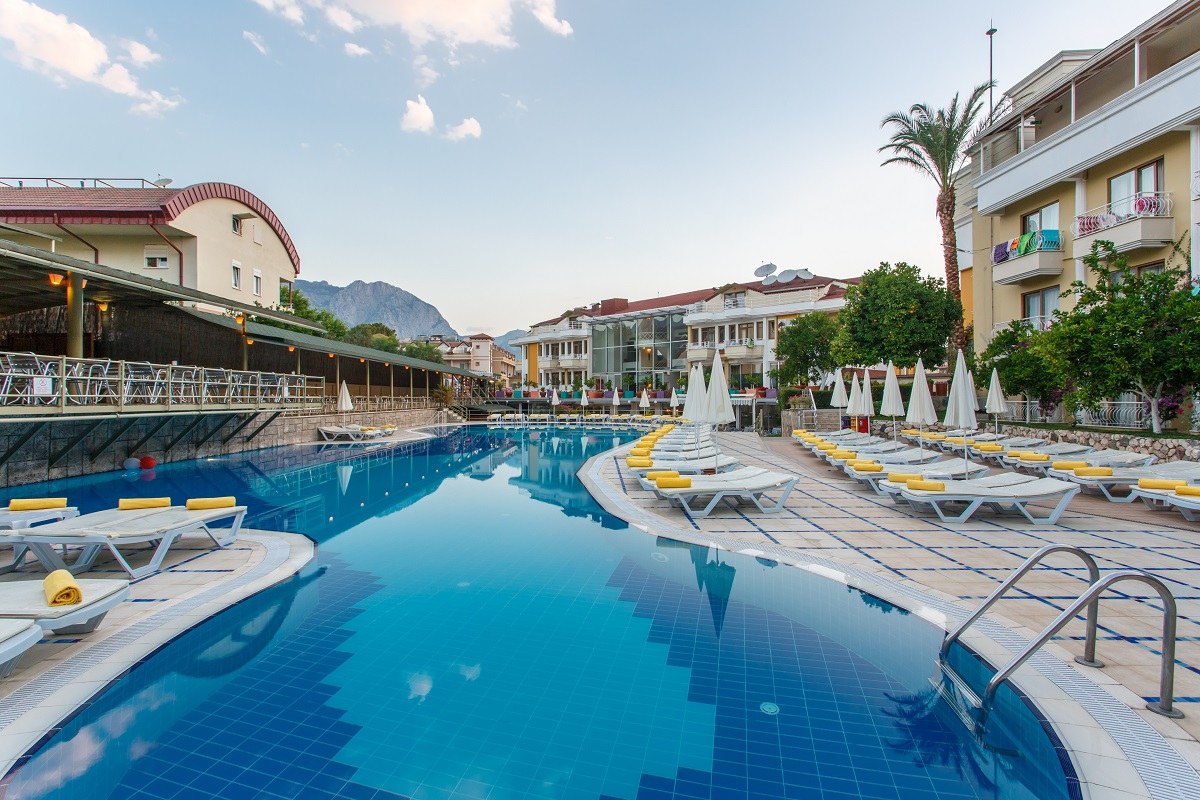 NOVIA GELIDONYA HOTEL