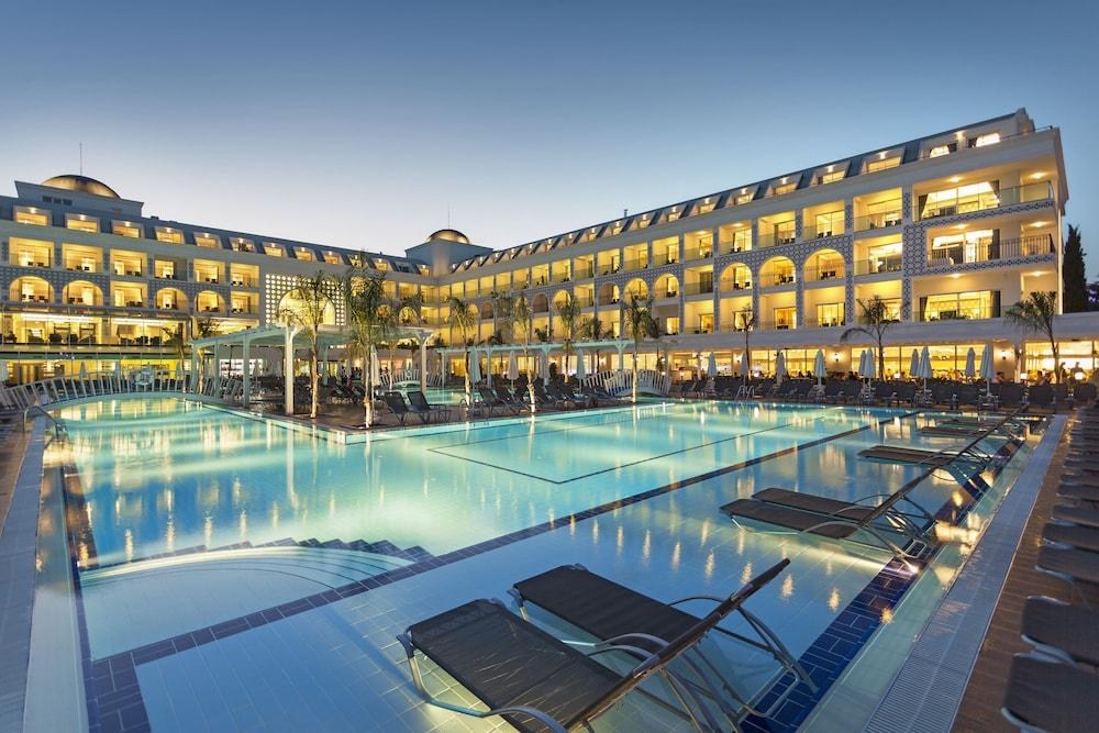 KARMIR RESORT & SPA HOTEL photo 2