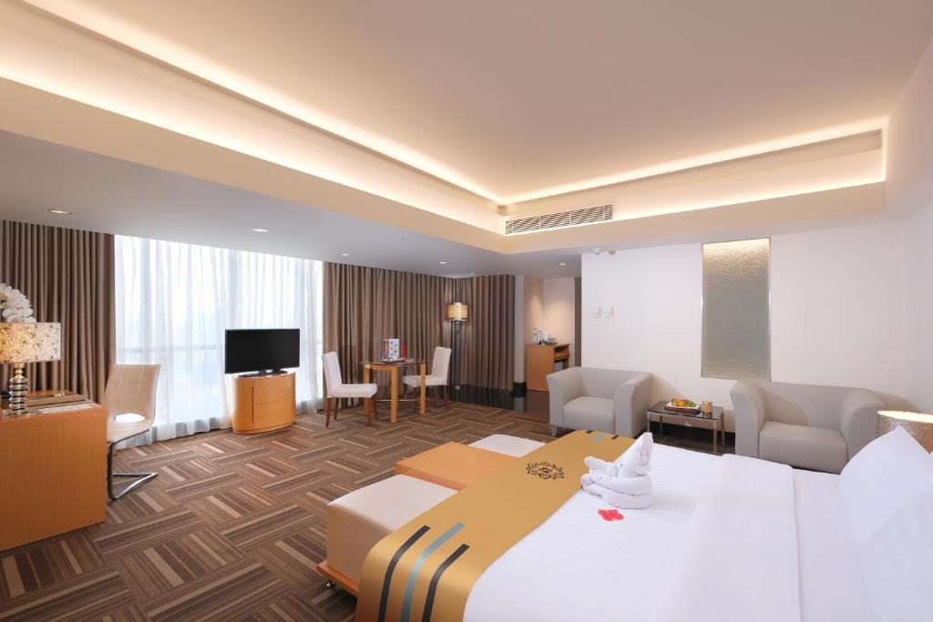 MERLYNN PARK HOTEL photo 3