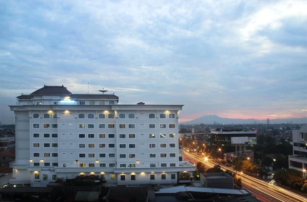 MAHARANI JAKARTA photo 2