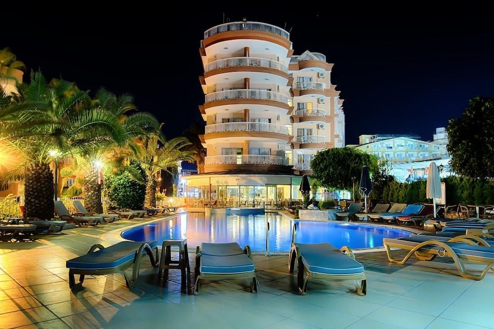 ROMANCE BEACH HOTEL photo 2