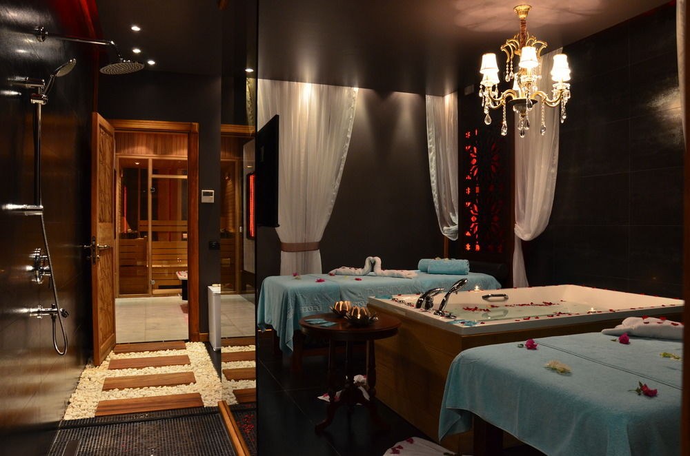 Adenya Hotel & Resort
