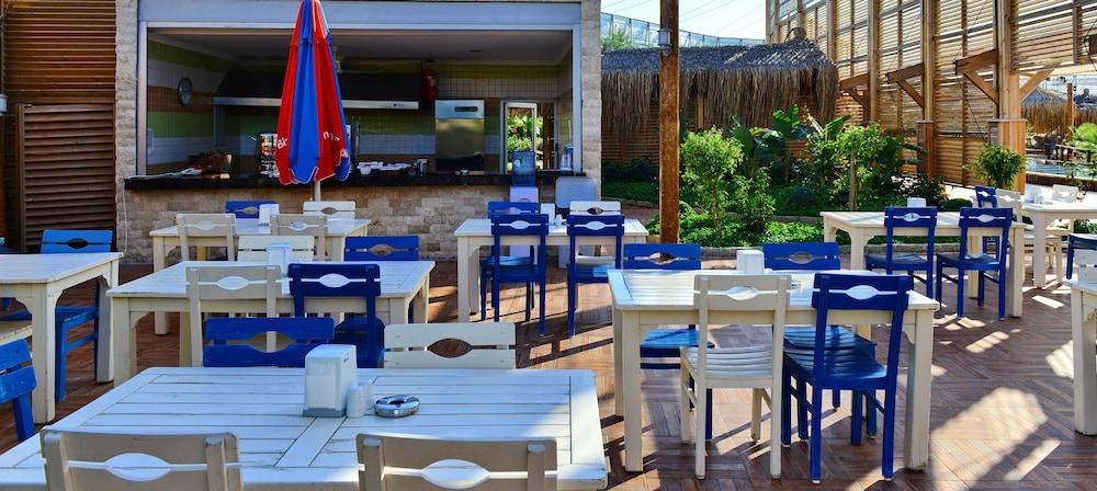Adenya Hotel & Resort photo 4
