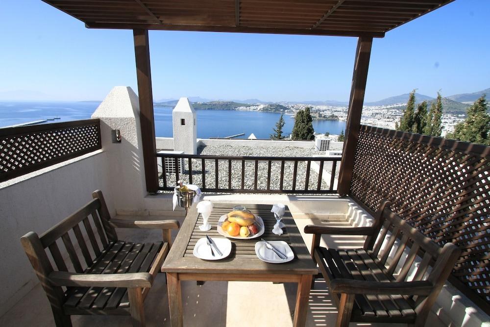 HOTEL MANASTIR & SUITES photo 2