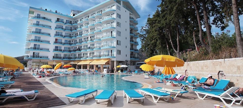 ARORA HOTEL photo 2