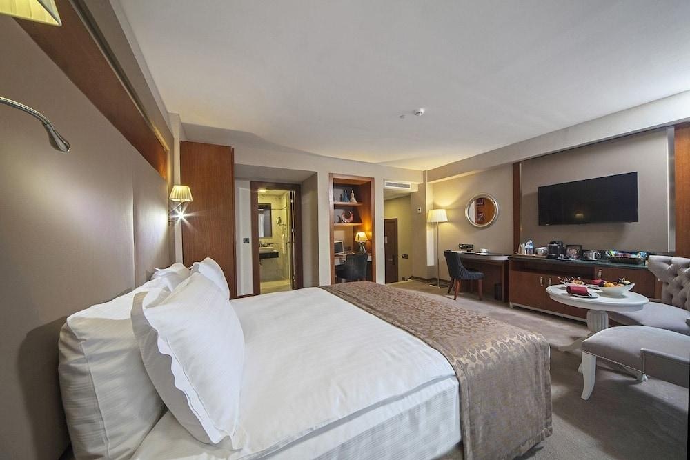 DOSSO DOSSI HOTELS OLDCITY photo 2