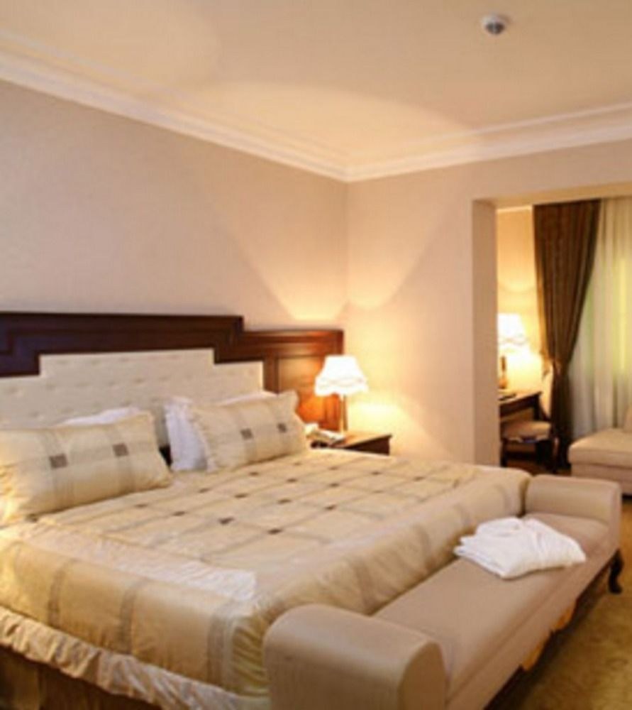 LATANYA PALM & SPA HOTEL