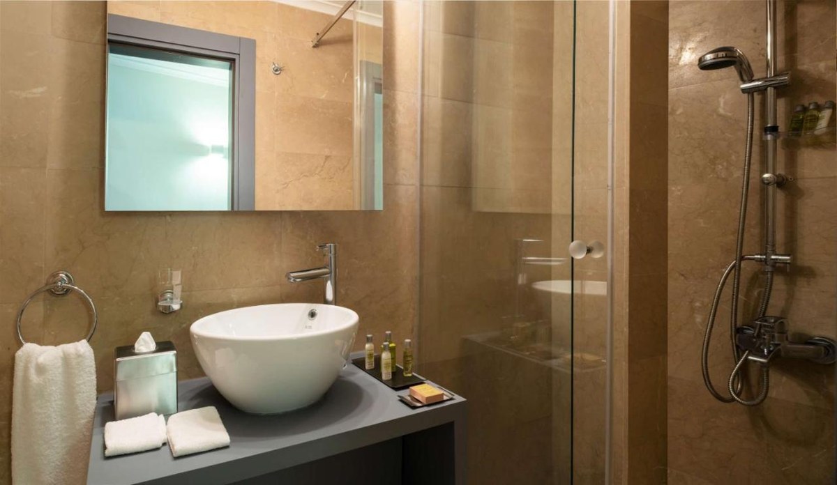 Double Tree by Hilton Bodrum Marina Vista photo 4