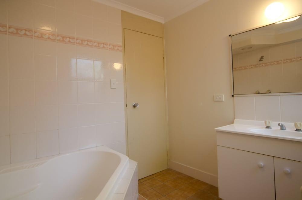 Base Backpackers Airlie Beach Whitsunday photo 4