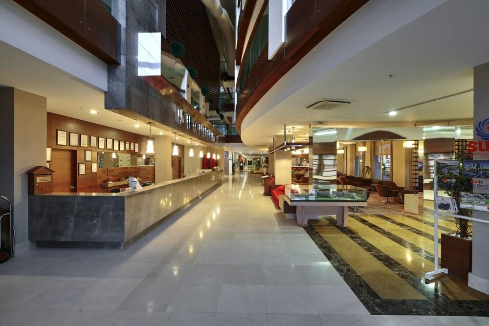 SUNIS EVREN BEACH RESORT HOTEL photo 2