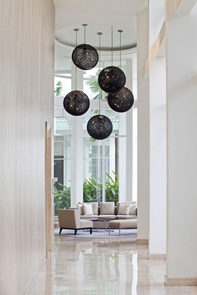 FRASER RESIDENCE SUDIRMAN JAKA photo 4