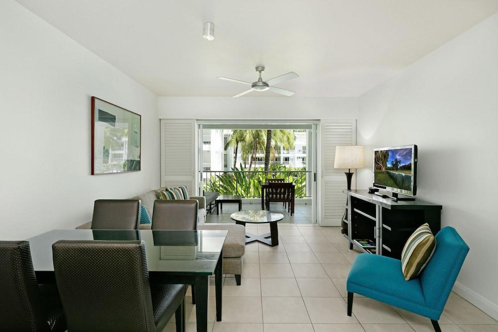 PEPPERS BEACH CLUB & SPA photo 4