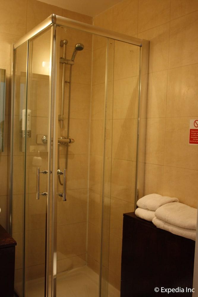 ISLINGTON INN (EX-TOMMY MIAH) photo 4